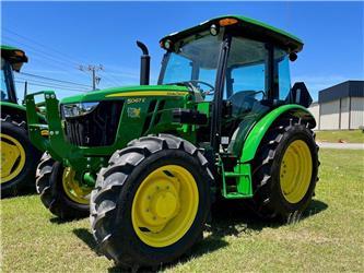 John Deere 5067E