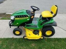 John Deere S240