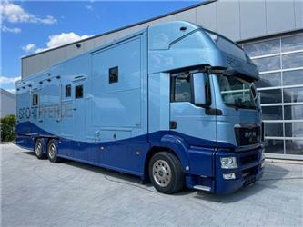 MAN TGX 26.480 AK Competition Aufbau 6 Pferde