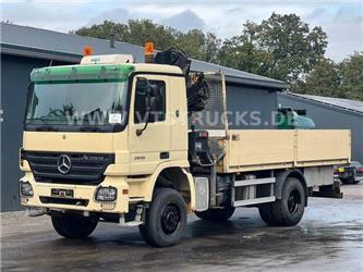 Mercedes-Benz Actros 2036 MP2 4x4 Pritsche mit HIAB-Ladekran