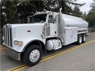 Peterbilt 388