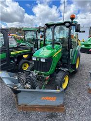 John Deere 3520 4WD KOMPAKTTRAKTOR