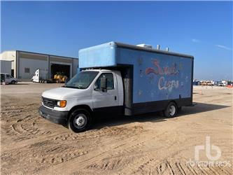 Ford E-450 ECONOLINE
