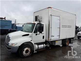International 4300M7 LP
