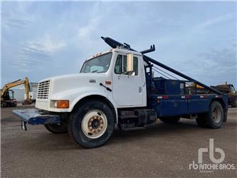 International 4900