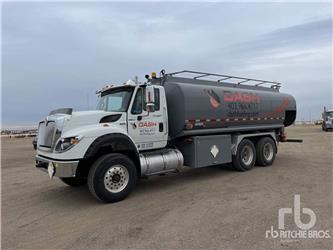 International 7600