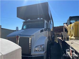 Kenworth T880