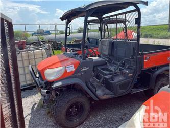 Kubota RTVX900