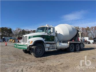 Mack CV713 GRANITE