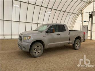 Toyota TUNDRA