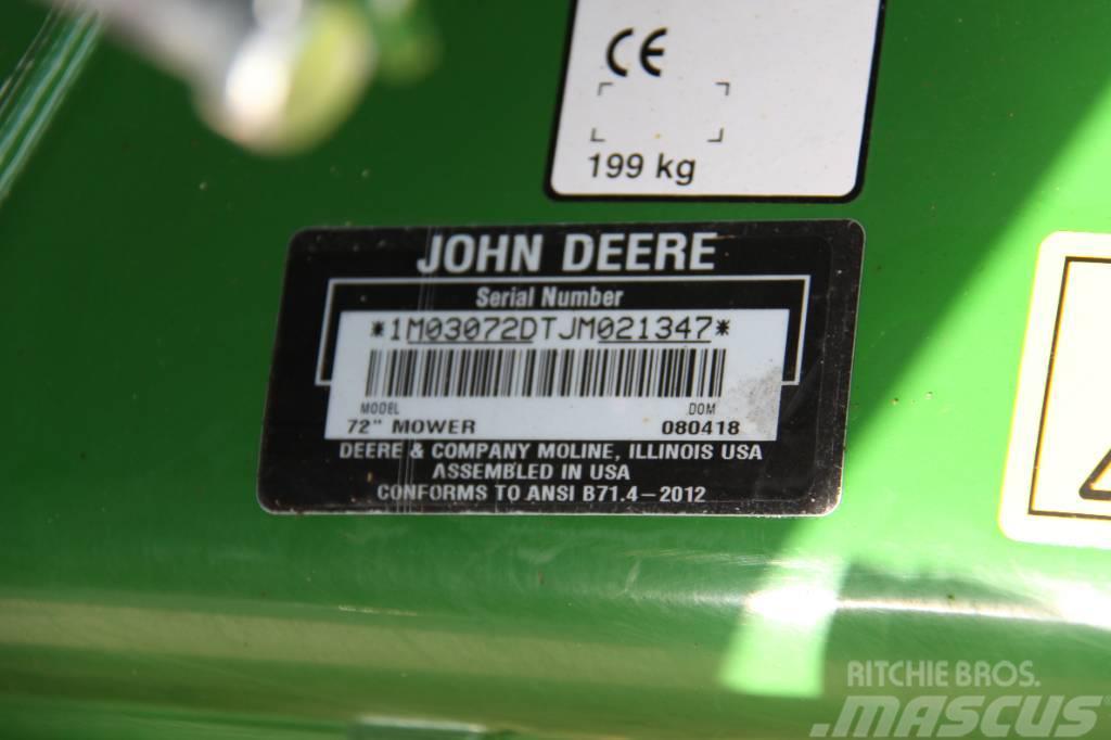 John Deere 3045 R Traktorit
