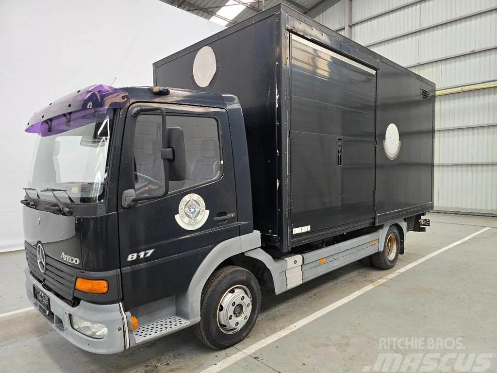 Mercedes-Benz Atego 817 MANUEL / AIRCO / DAUTEL 1000kg / 22905 k Animal transport trucks