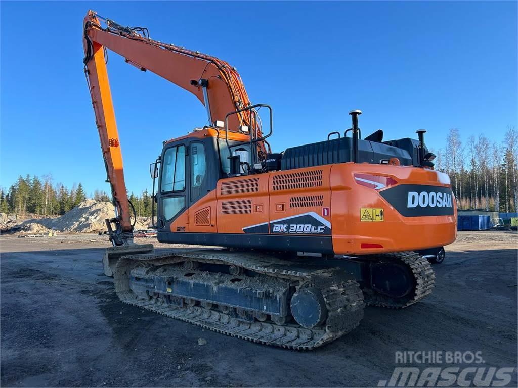 Doosan DX 300 LC-7 pitkäpuomi Long reach excavators