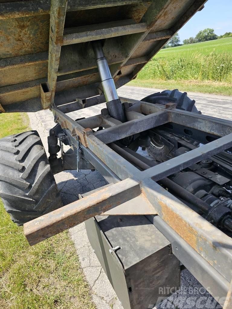 Lindner unitrac model L82  2012r Traktorit