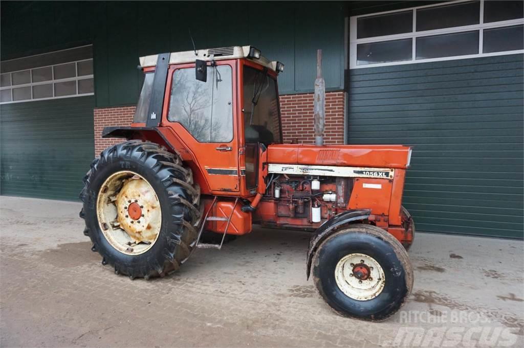 Case IH IHC 1056 XL Traktorit