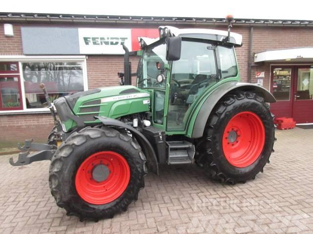 Fendt 211 Traktorit