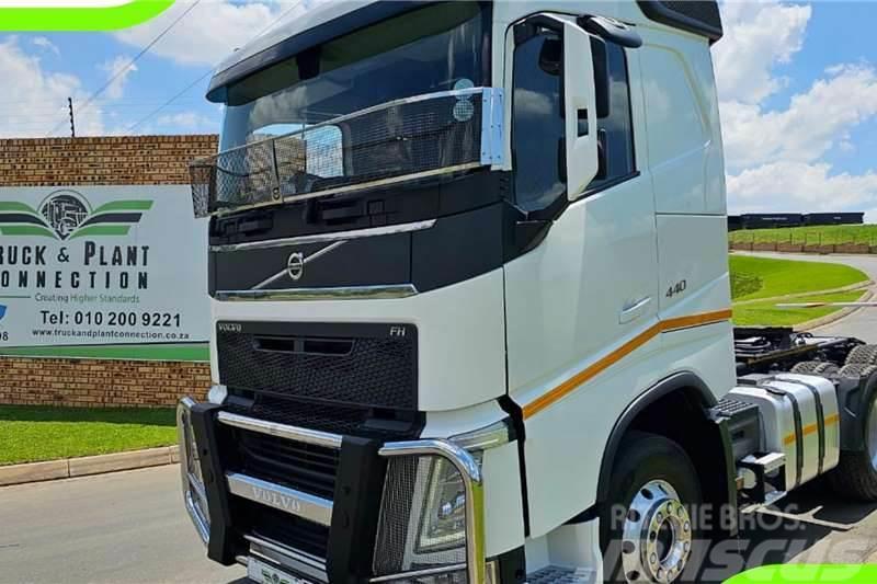 Volvo Madness Special 6: 2021 Volvo FH440 Low Roof Muut kuorma-autot