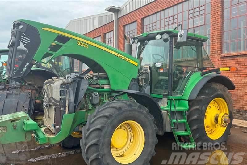John Deere JD 8330 +Now Stripping For Spares Traktorit