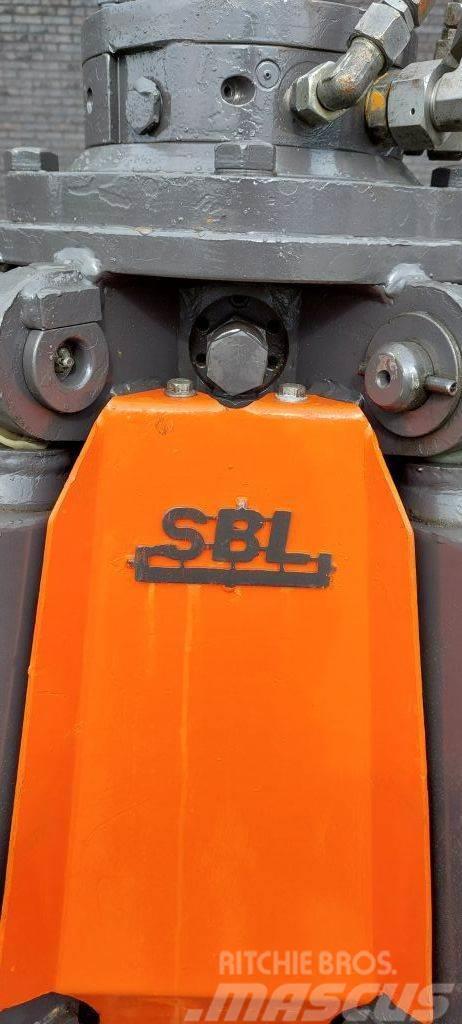  Diversen Half open 600 Liter 5-schalen grijper SBL Kourat