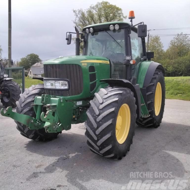 John Deere 6930 Premium Traktorit