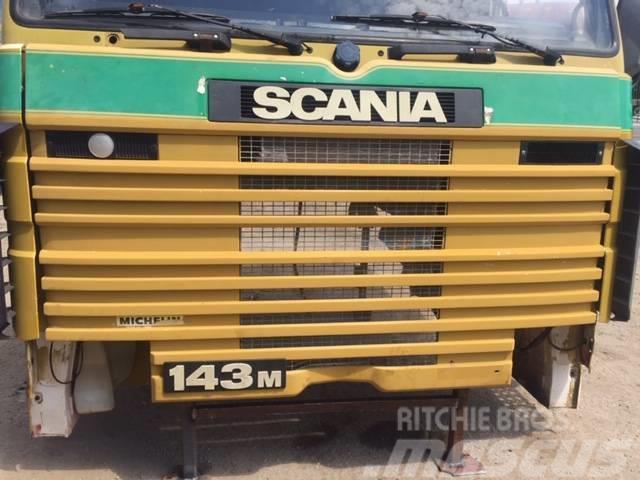 Scania 143-450 Ohjaamot ja sisustat