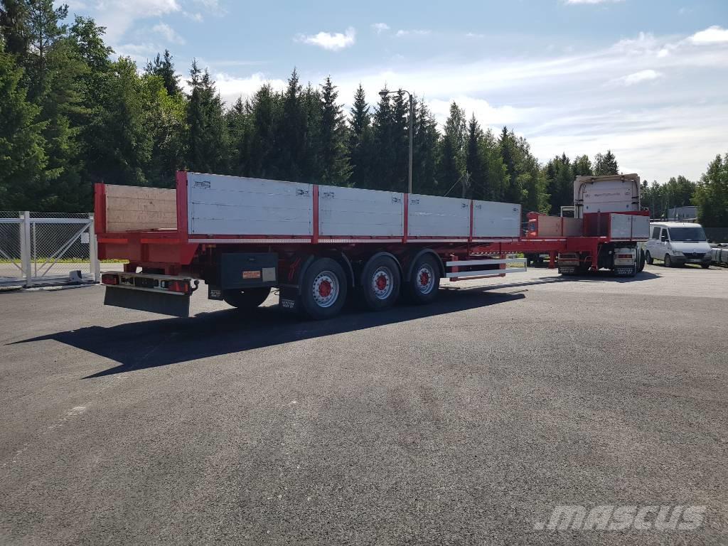 Möslein ST3 Lavapuoliperävaunut