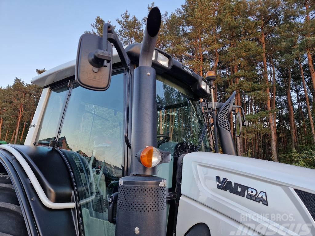 Valtra N103.4 Traktorit
