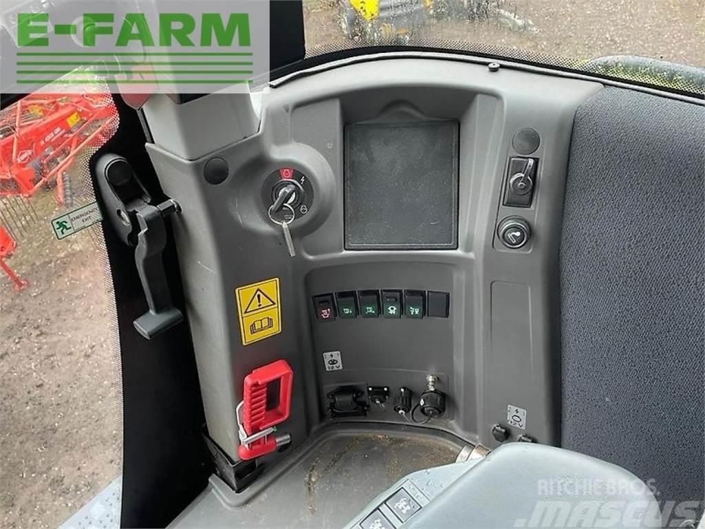 CLAAS xerion 4200 trac vc TRAC VC Traktorit