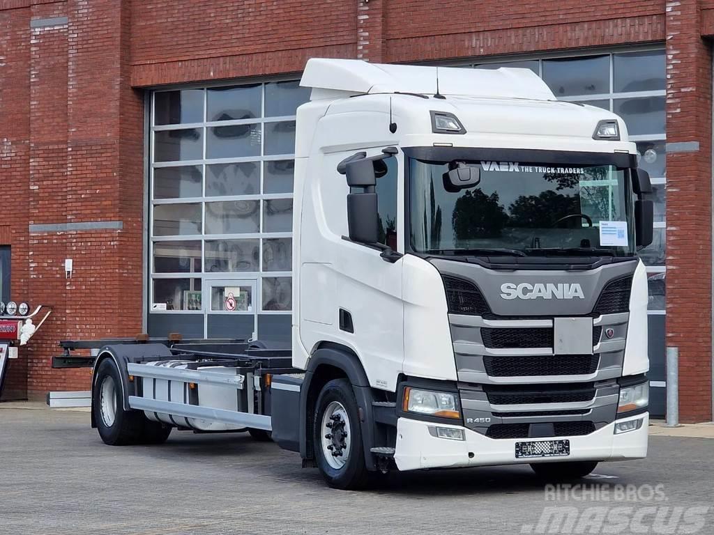 Scania R450 NGS 4x2 - BDF - Full air - 5.95 WB - Navi - 7 Cable lift demountable trucks