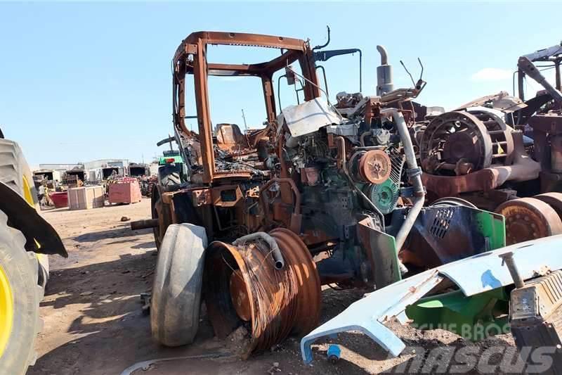 John Deere JD 8530 TractorÂ Now stripping for spares. Traktorit