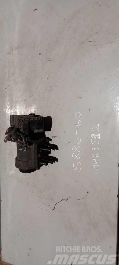 Scania R144.530 brake main valve 1428512 Jarrut