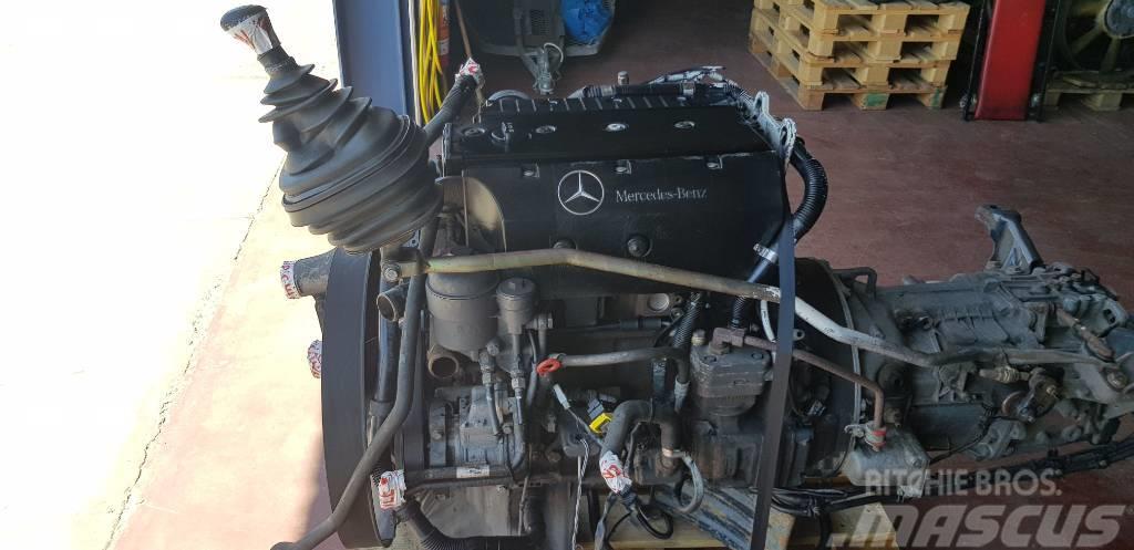Mercedes-Benz ATEGO Moottorit