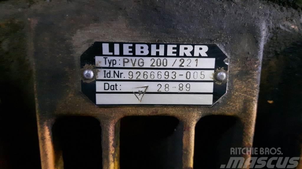 Liebherr L 531 - PVG 200 / 221 - Transmission/Getriebe Vaihteisto