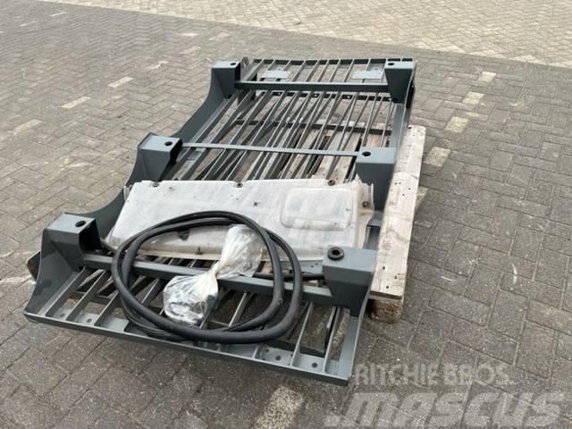 Liebherr Front/Roof Protection Gate Muut