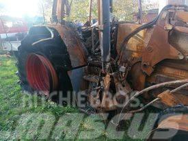 Fendt 712 Vario 2001r parts Traktorit
