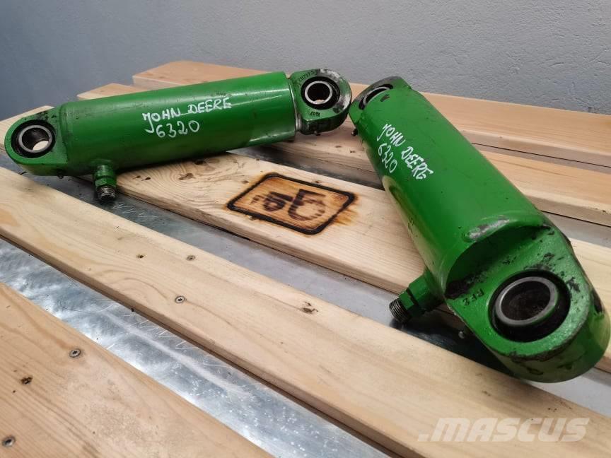 John Deere 6330 lift cylinder 018478.0} Puomit