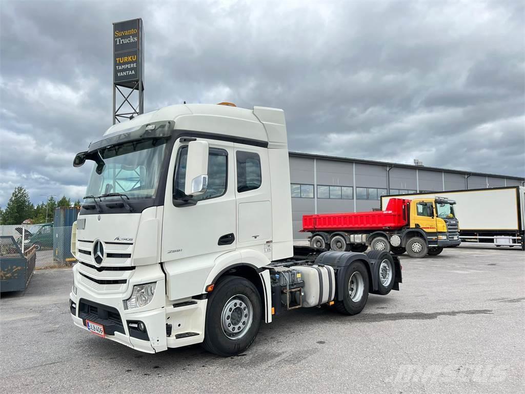 Mercedes-Benz Actros 2551 6X2 Vetopöytäautot