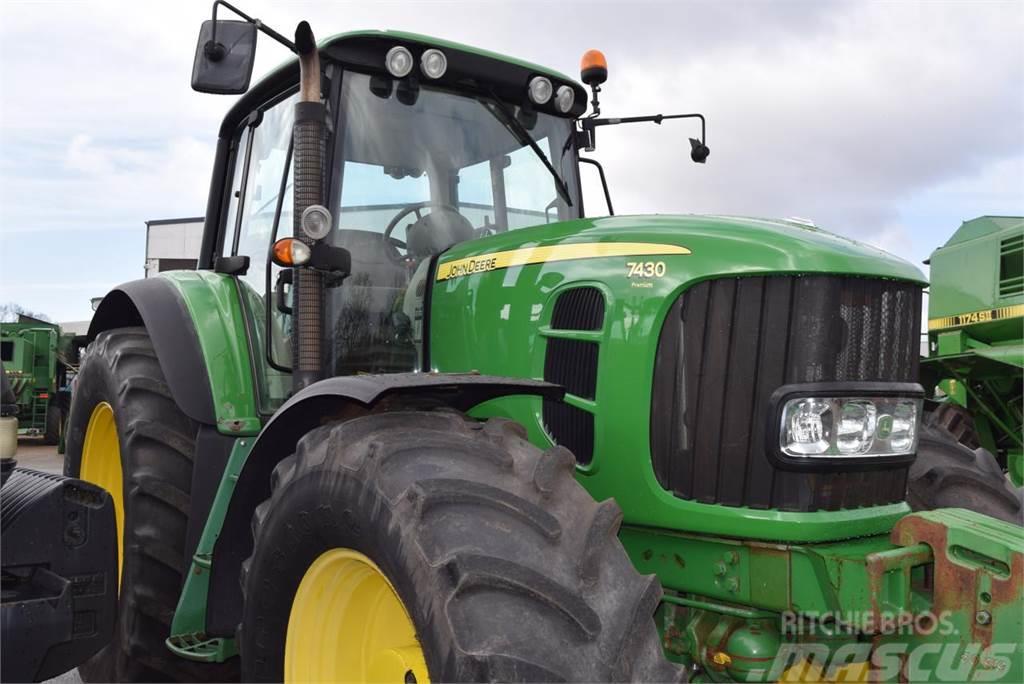 John Deere 7430 Premium TLS Traktorit