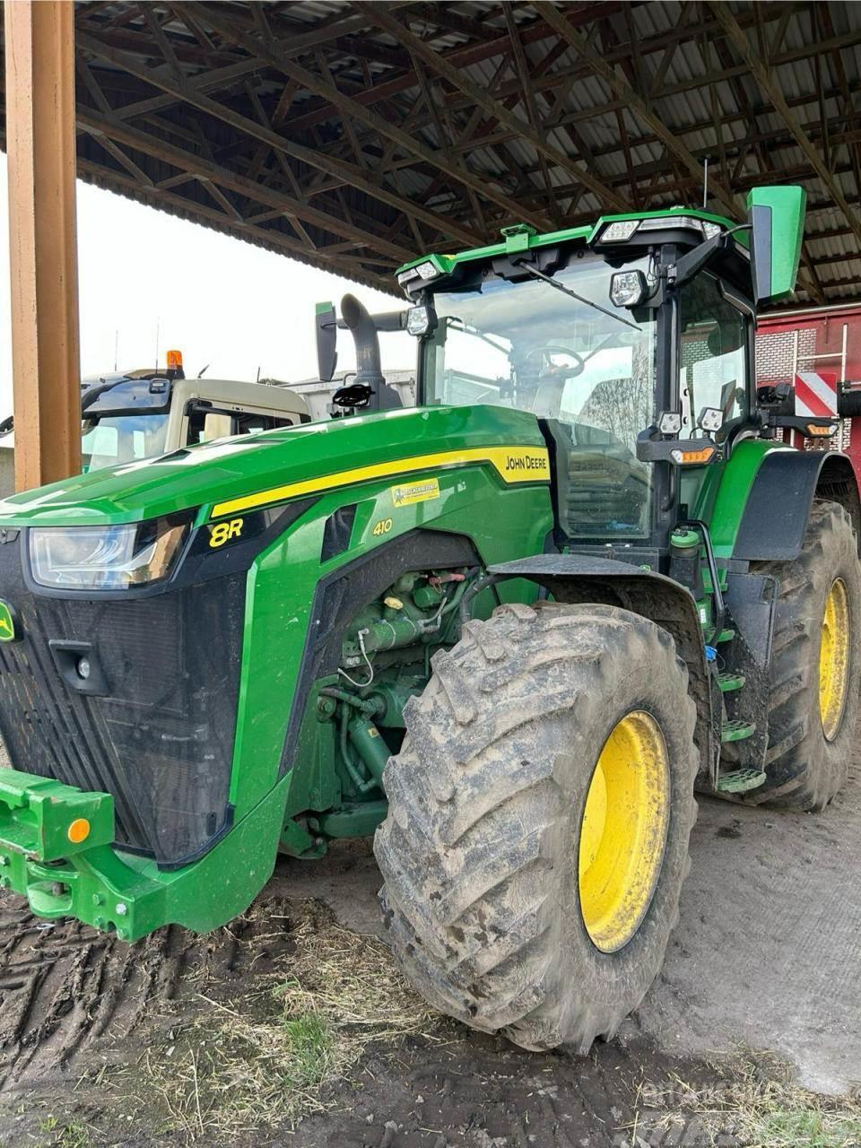 John Deere 8R410 e23 Traktorit