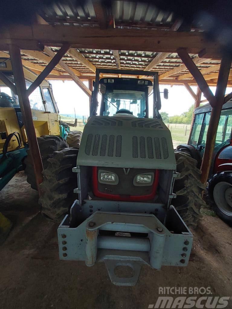 Valtra T131 Traktorit