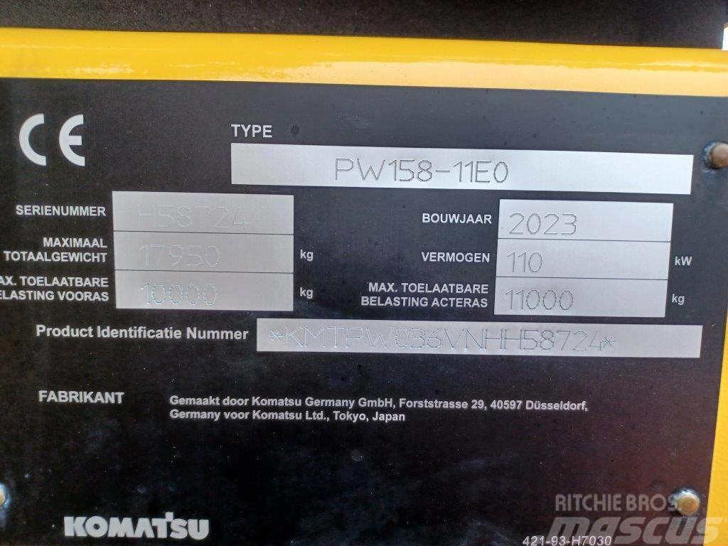Komatsu PW158-11E0 Pyöräkaivukoneet