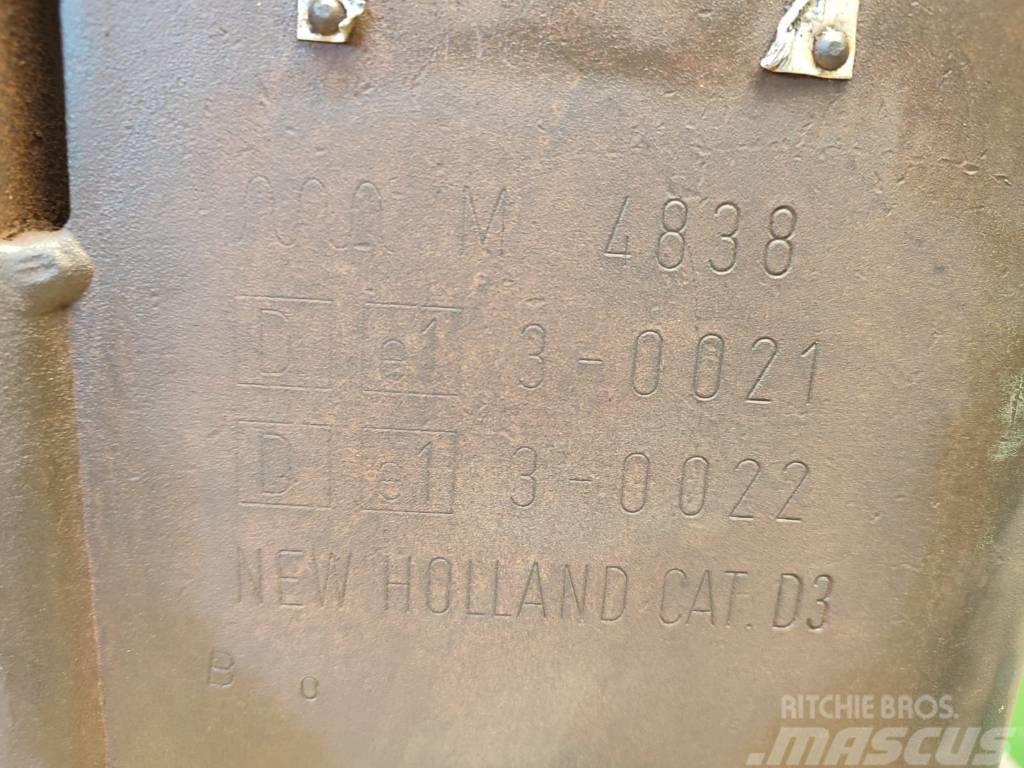 New Holland Hitch console M 4838 New Holland M 135 Alusta ja jousitus