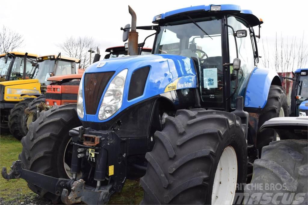 New Holland T 7040 Traktorit