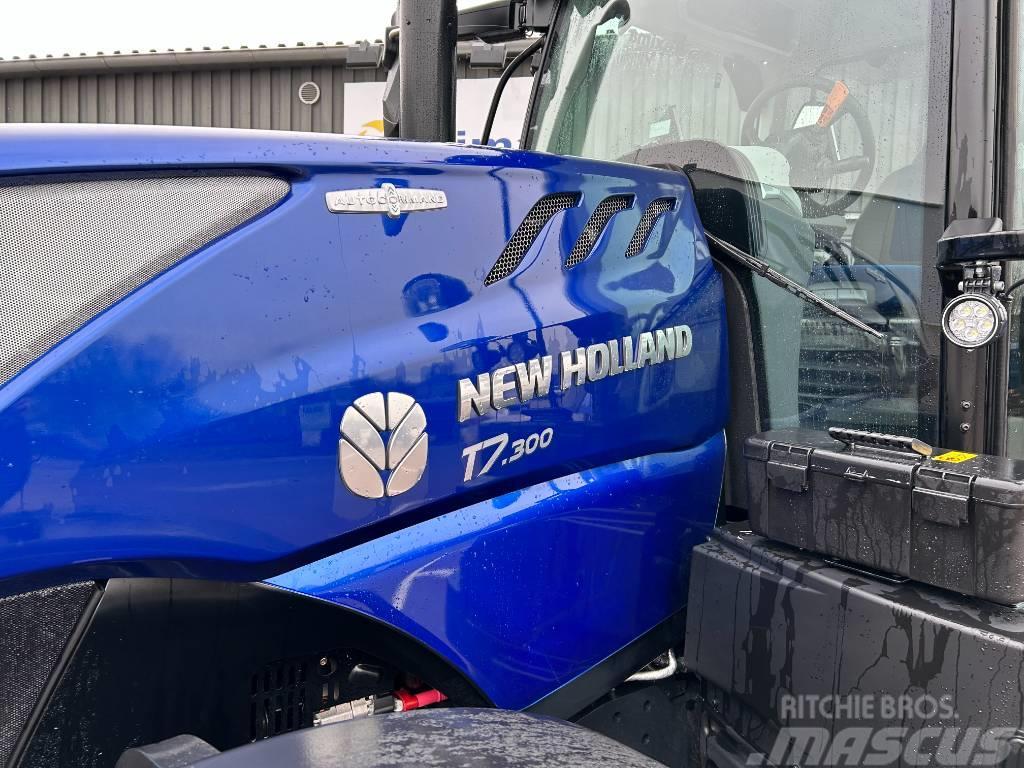 New Holland T7 300 AC PLM Connect Traktorit