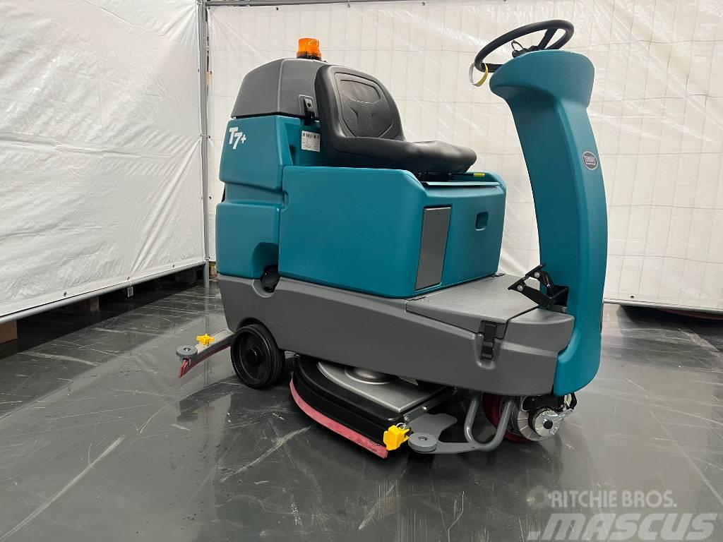 Tennant T7 Sweepers