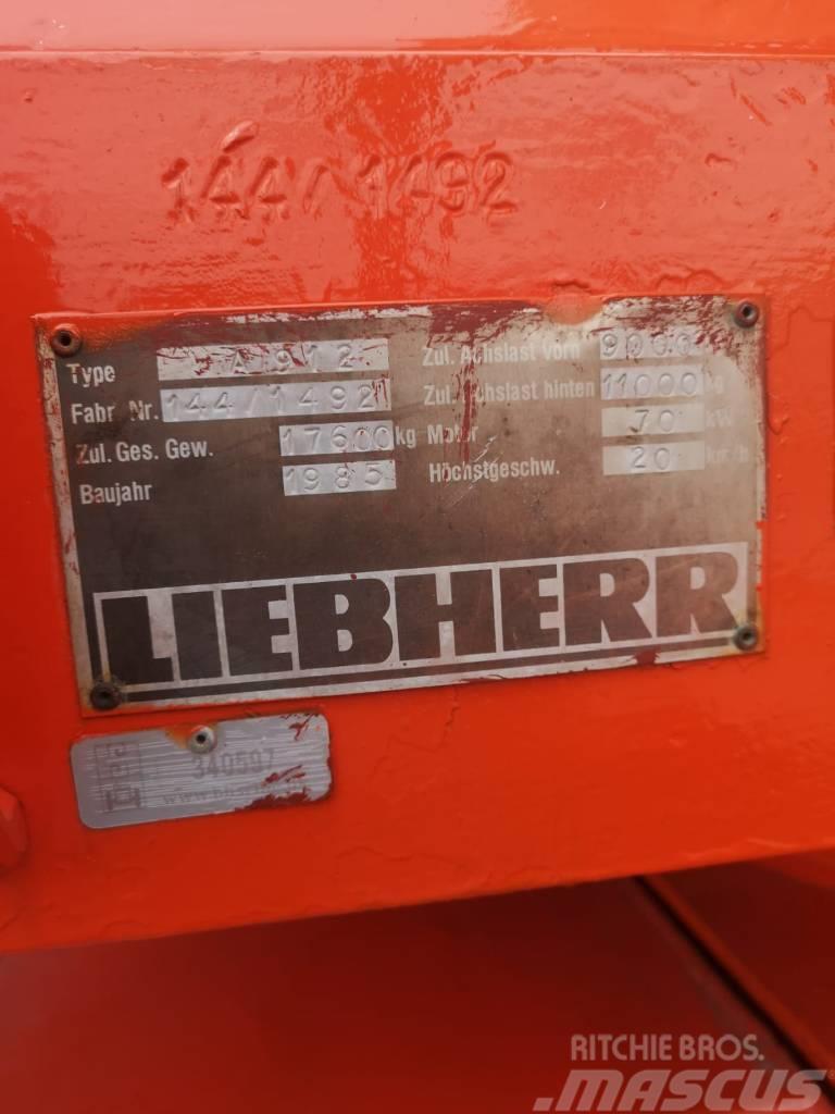 Liebherr A 912 Pyöräkaivukoneet