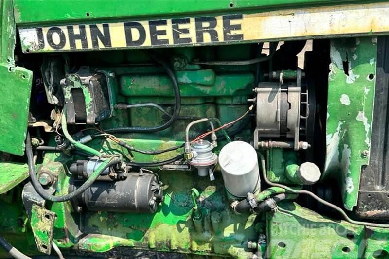 John Deere 2140 Traktorit