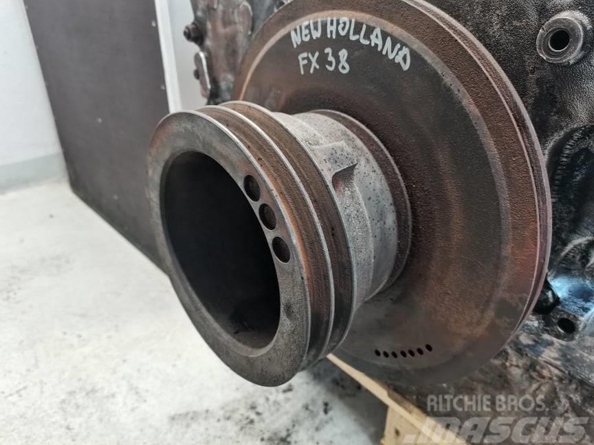 New Holland FX 38 {  belt pulley  Fiat Iveco 8215.42} Moottorit