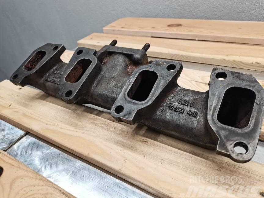 Manitou MLT 735 exhaust manifold 3778E213} Moottorit