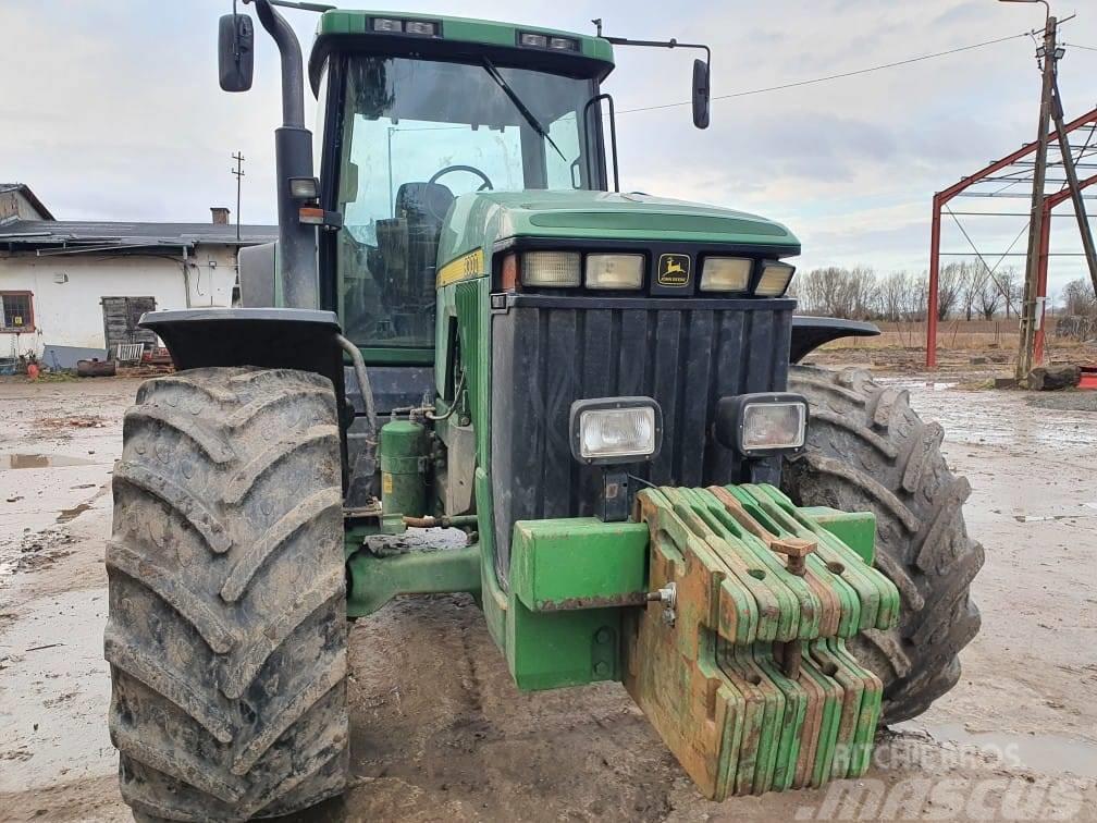 John Deere 8300 PowerShift Traktorit